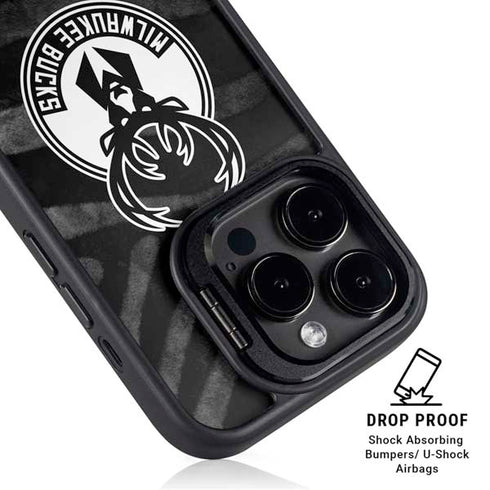 NBA Milwaukee Bucks Animal Print Black iPhone 16 Pro Kickstand Case